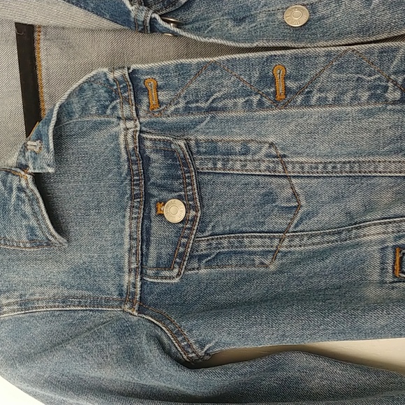 Madewell Denim Jacket - Picture 6 of 13